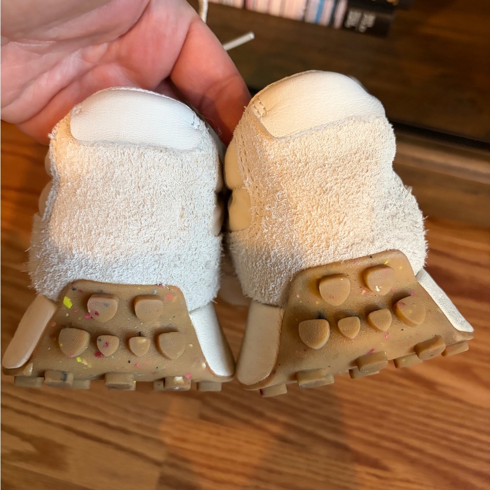 SEAVEES Unisex Acorn Trainer - Picture 7 of 12